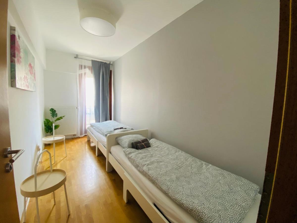 K13 A4.4 Budapest Exterior photo